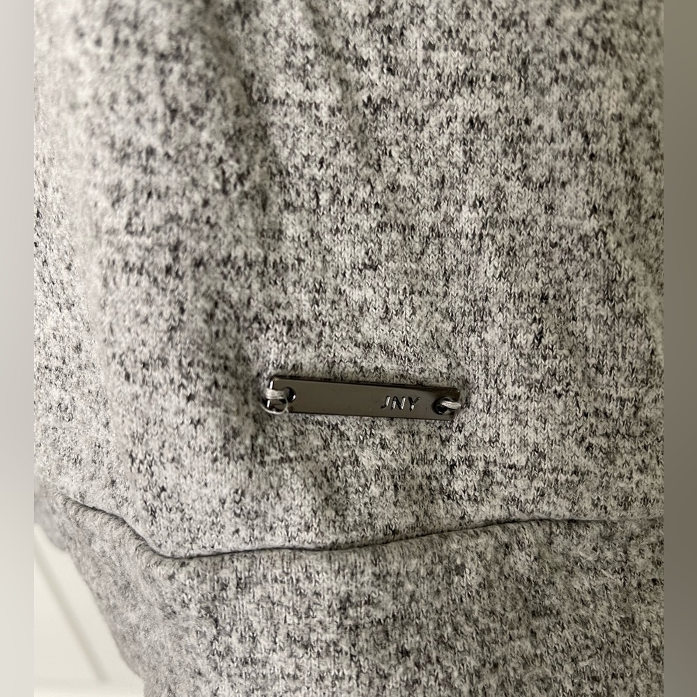 Jones New York Cowl neck top - Picture 2 of 6